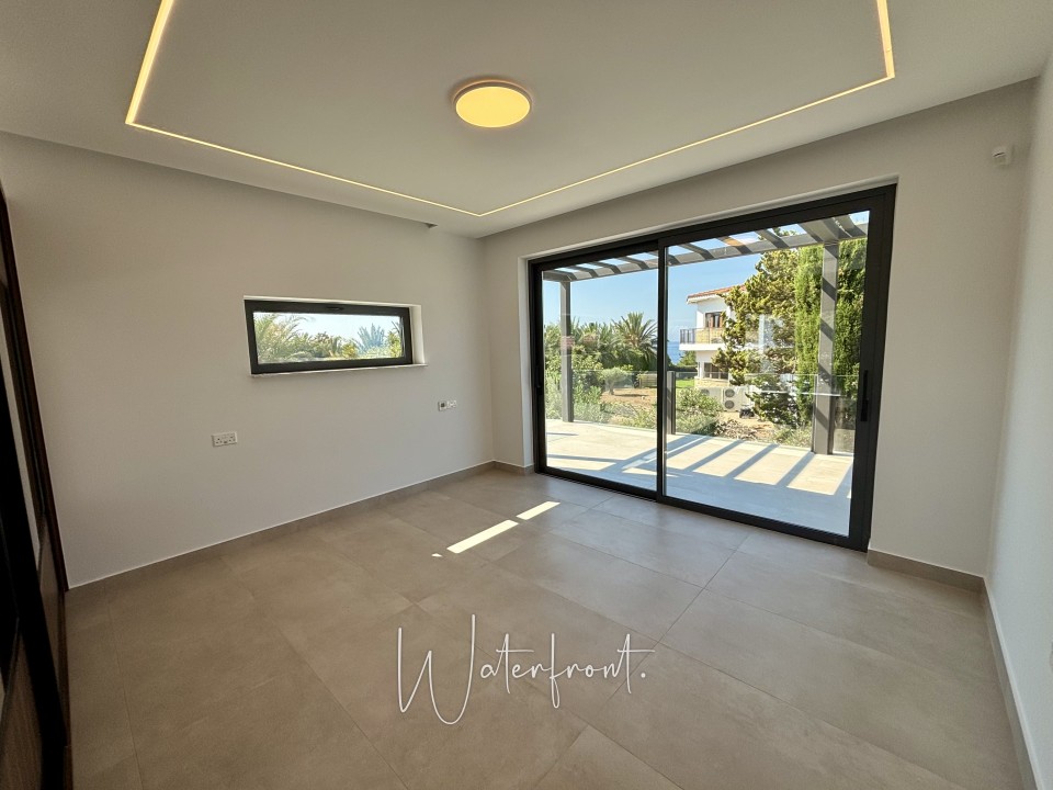 Detached Villa For Sale  in  Sea Caves - St.George