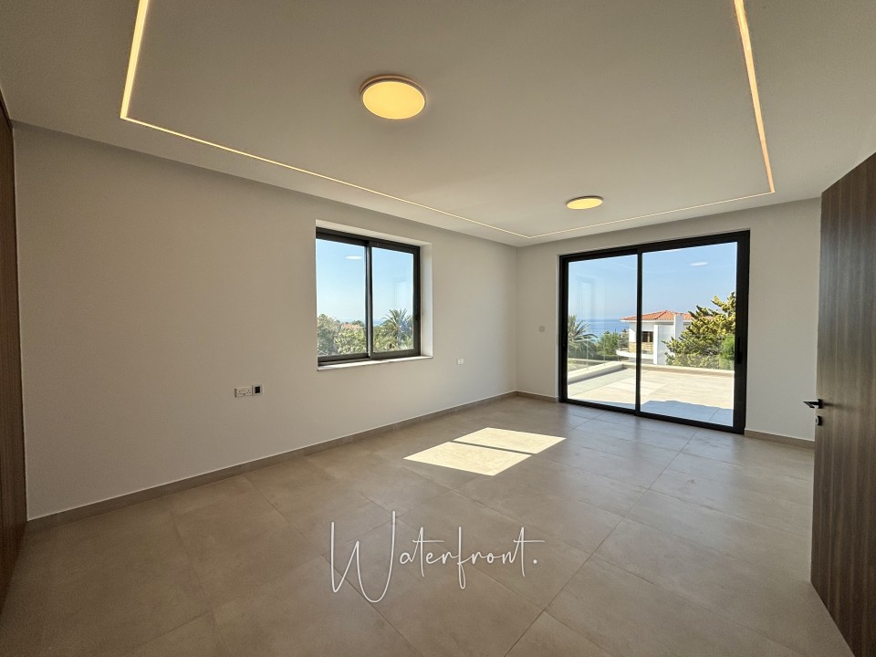 Detached Villa For Sale  in  Sea Caves - St.George