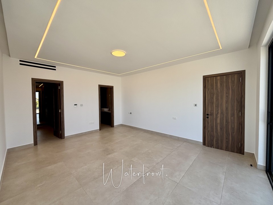 Detached Villa For Sale  in  Sea Caves - St.George