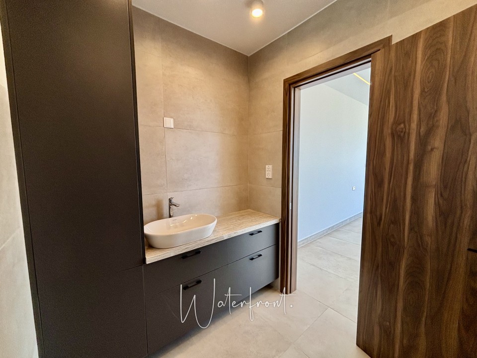 Detached Villa For Sale  in  Sea Caves - St.George