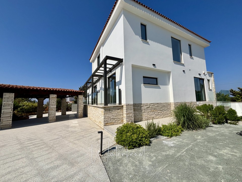 Detached Villa For Sale  in  Sea Caves - St.George