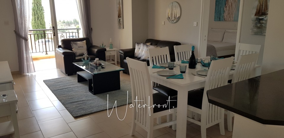Apartment For Sale  in  Tombs of the Kings