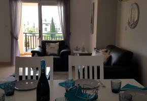 Apartment For Sale  in  Tombs of the Kings