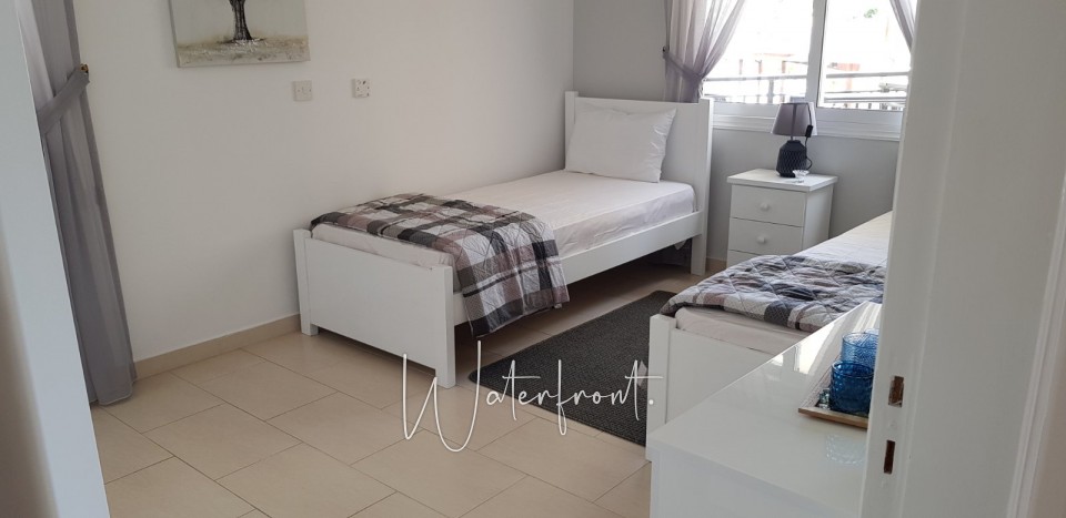 Apartment For Sale  in  Tombs of the Kings