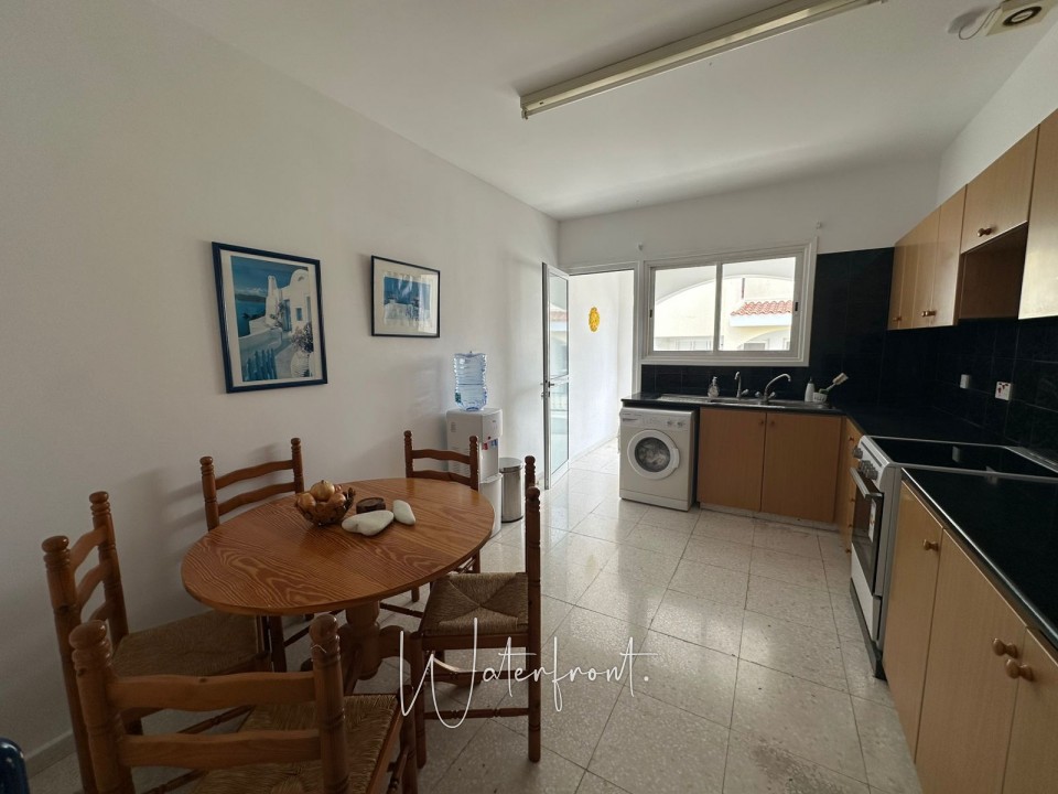 Apartment For Rent  in  Tombs of the Kings