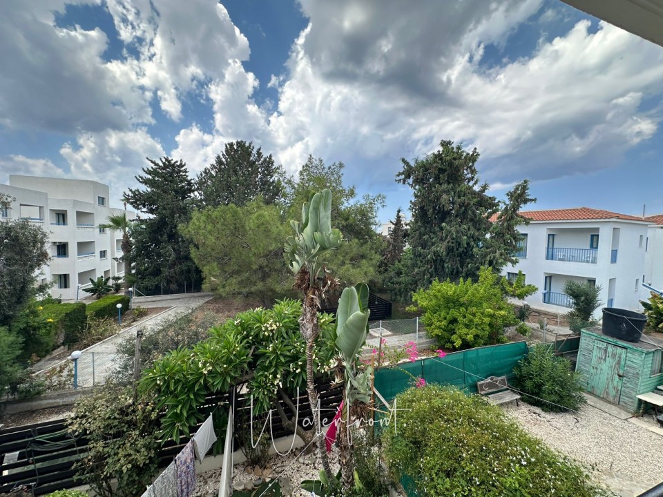 Apartment For Rent  in  Tombs of the Kings