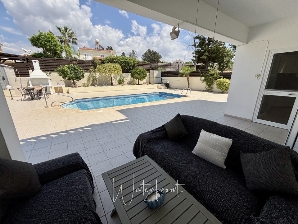 Detached Villa For Sale  in  Sea Caves - St.George