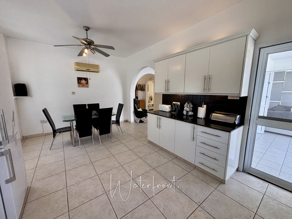 Detached Villa For Sale  in  Sea Caves - St.George