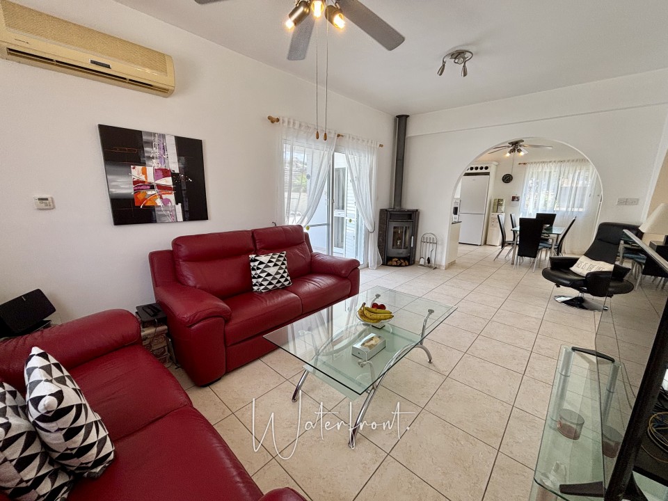 Detached Villa For Sale  in  Sea Caves - St.George