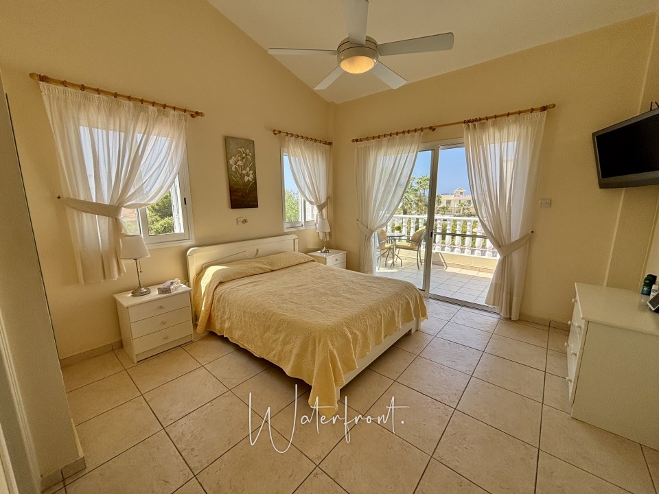 Detached Villa For Sale  in  Sea Caves - St.George