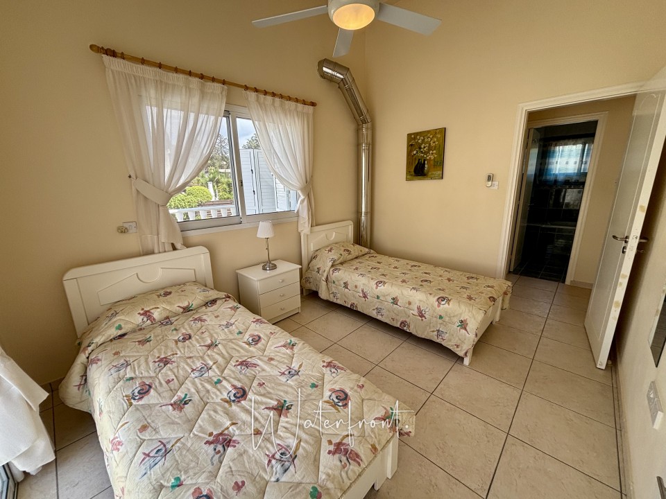 Detached Villa For Sale  in  Sea Caves - St.George