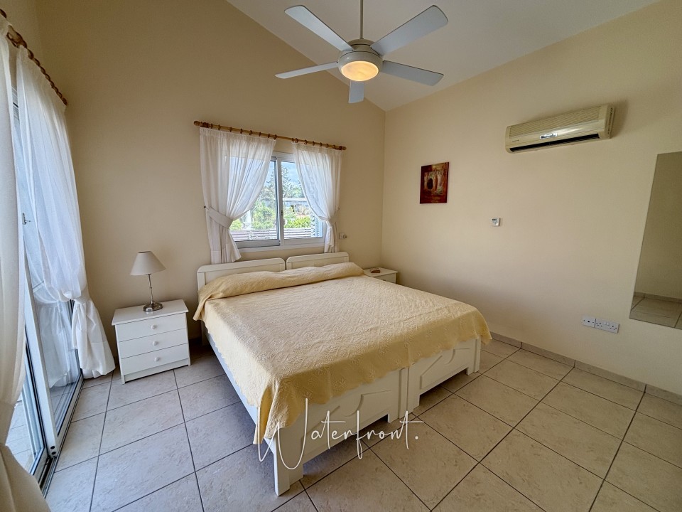Detached Villa For Sale  in  Sea Caves - St.George