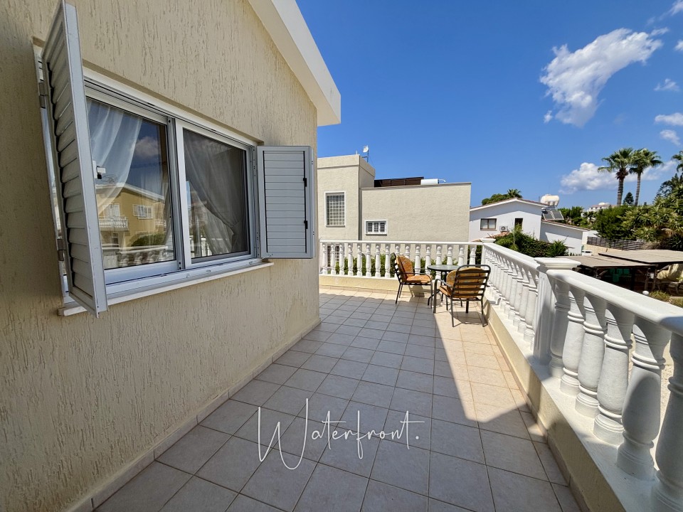 Detached Villa For Sale  in  Sea Caves - St.George
