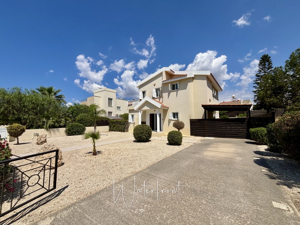 Detached Villa For Sale  in  Sea Caves - St.George