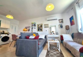 Apartment For Sale  in  Moutallos