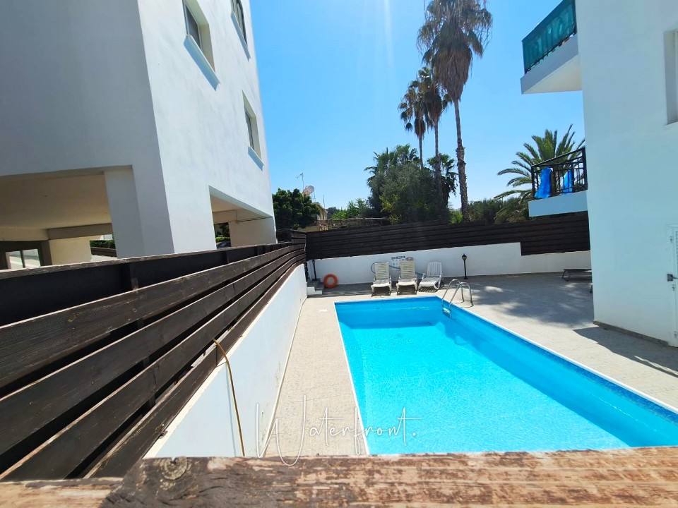 Apartment For Sale  in  Moutallos