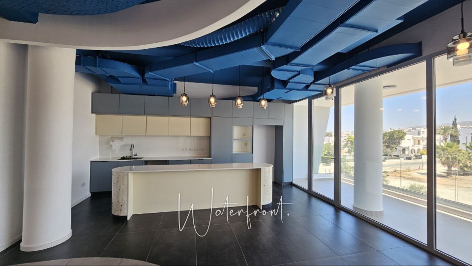 Detached Villa For Sale  in  Anavargos