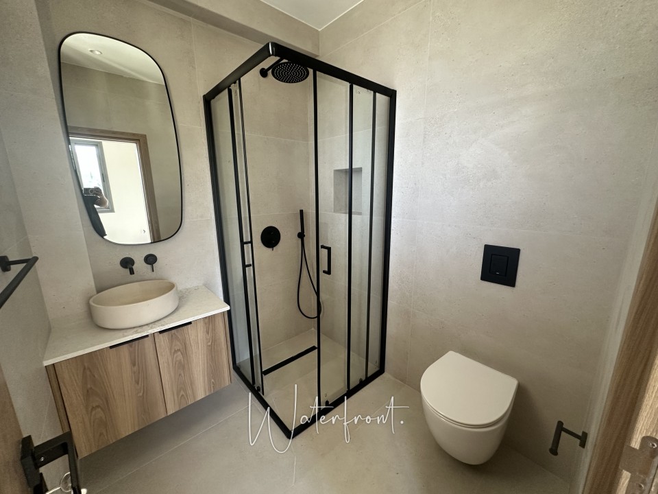 Detached Villa For Rent  in  Sea Caves - St.George