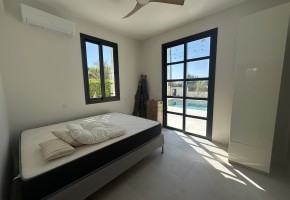 Detached Villa For Rent  in  Sea Caves - St.George