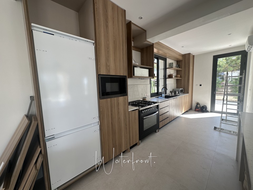 Detached Villa For Rent  in  Sea Caves - St.George