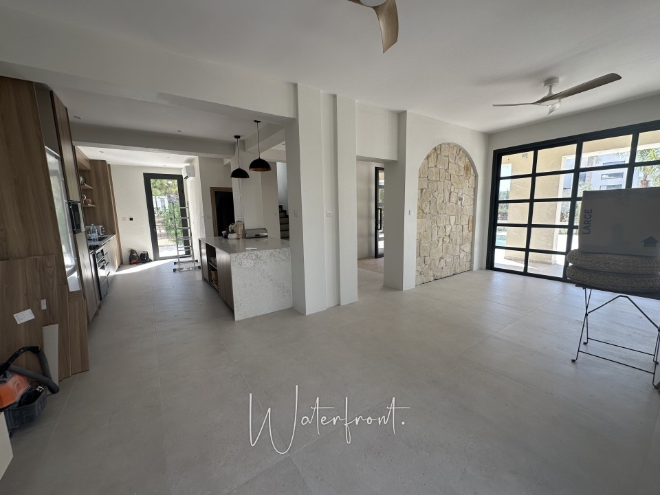 Detached Villa For Rent  in  Sea Caves - St.George