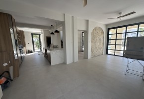 Detached Villa For Rent  in  Sea Caves - St.George