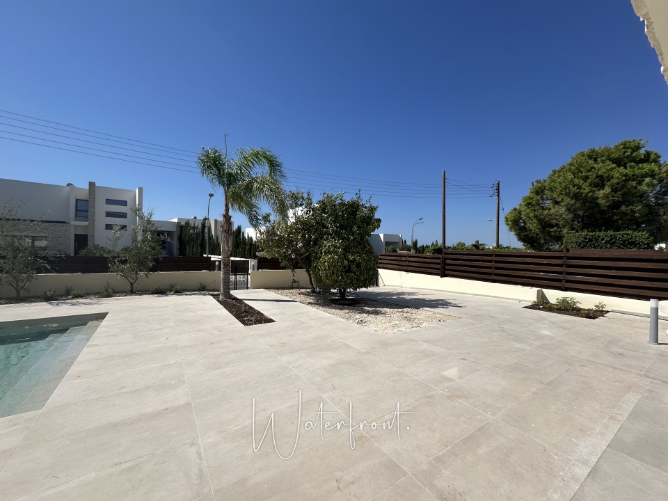 Detached Villa For Rent  in  Sea Caves - St.George