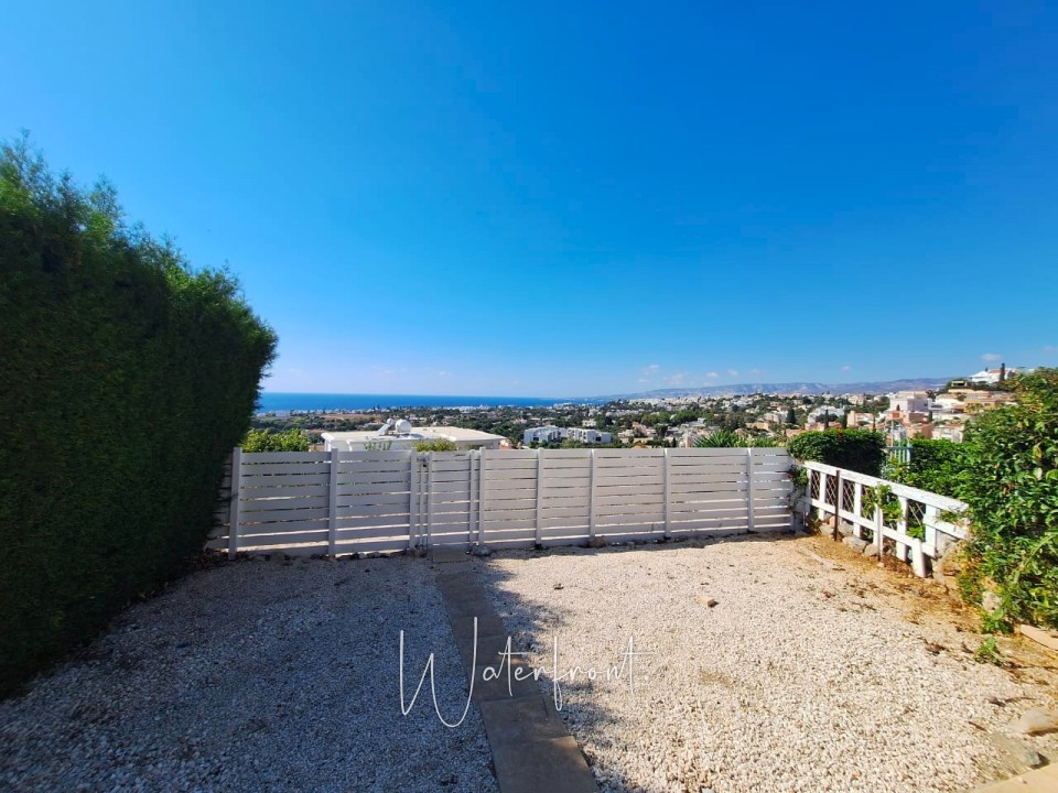Bungalow For Sale  in  Chloraka