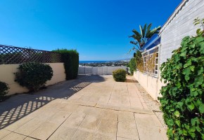 Bungalow For Sale  in  Chloraka