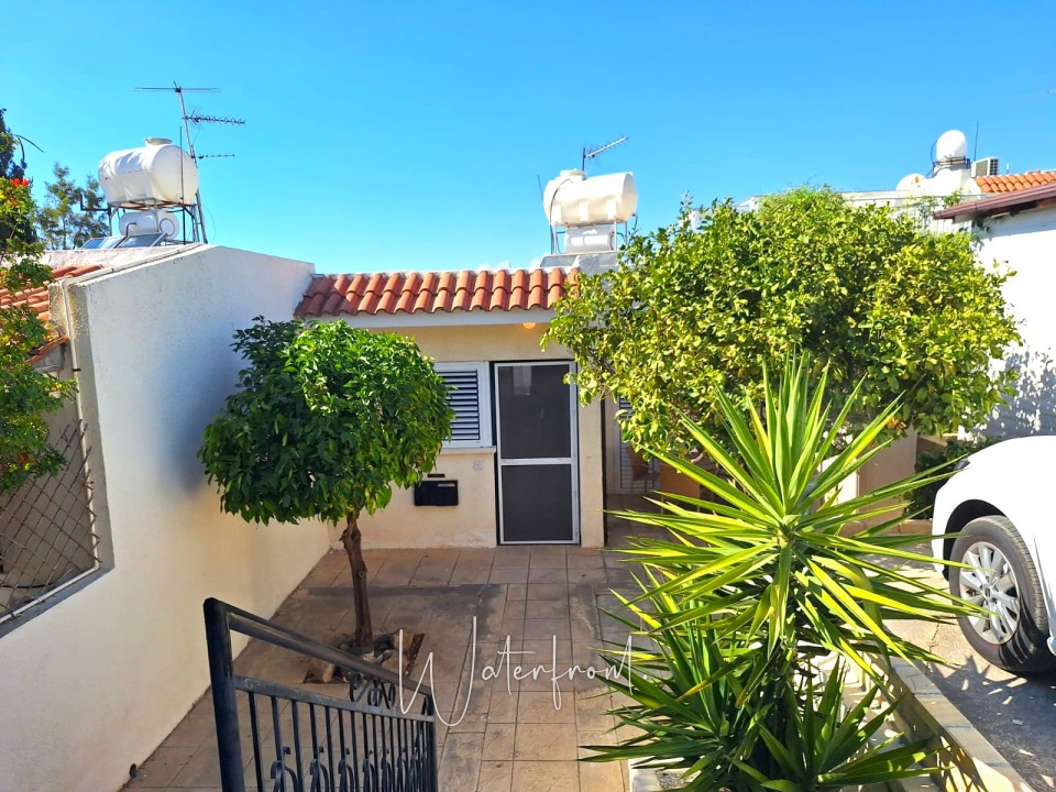 Bungalow For Sale  in  Chloraka