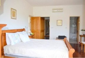 Bungalow For Sale  in  Sea Caves - St.George