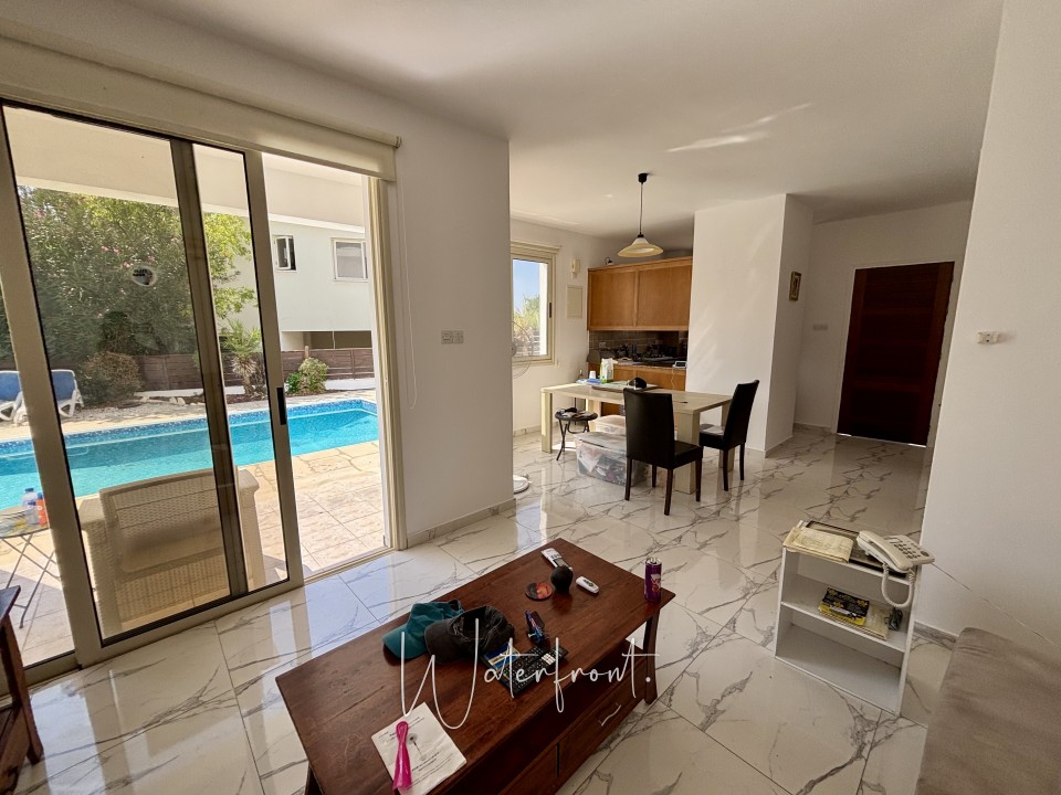 Detached Villa For Sale  in  Peyia