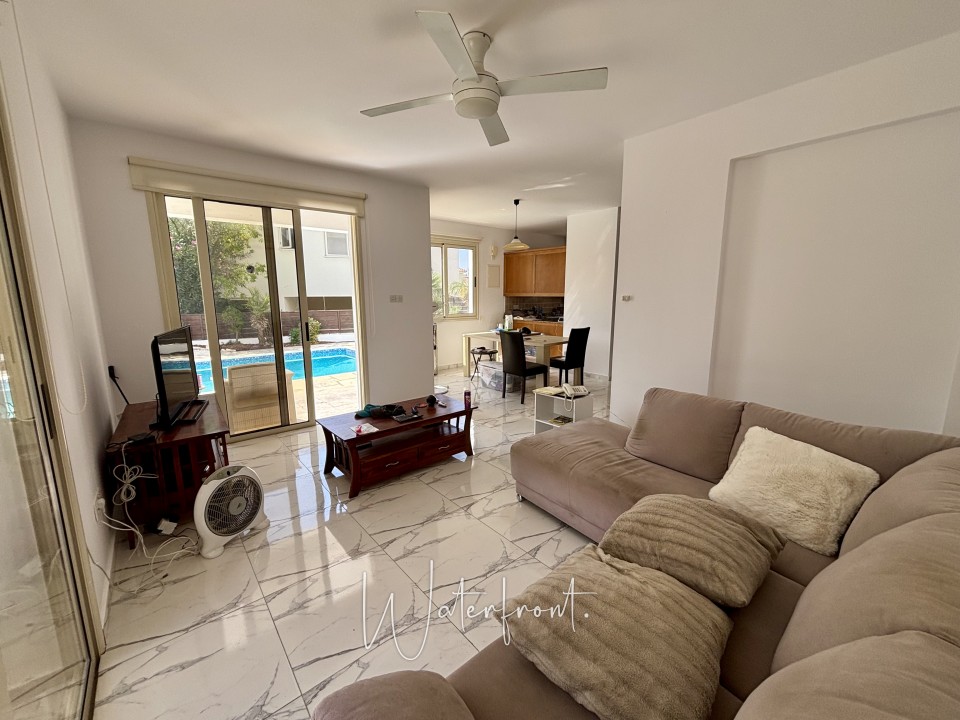 Detached Villa For Sale  in  Peyia