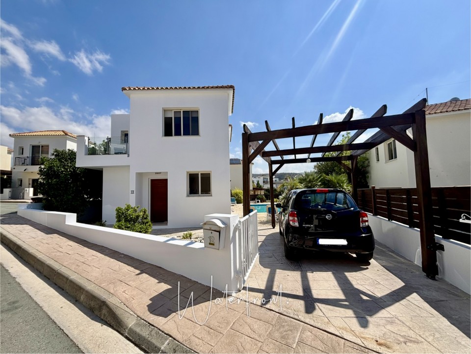 Detached Villa For Sale  in  Peyia