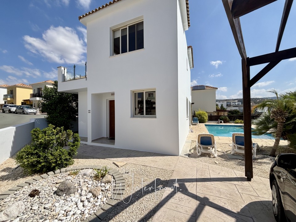 Detached Villa For Sale  in  Peyia