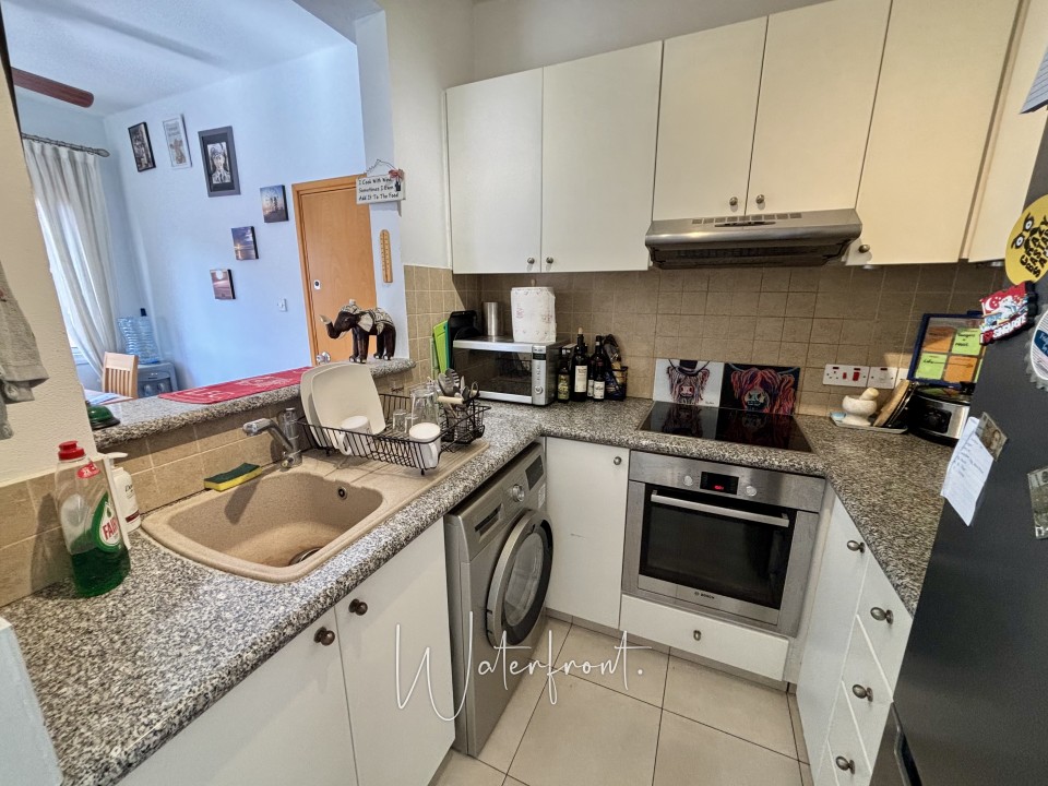 Apartment For Sale  in  Peyia