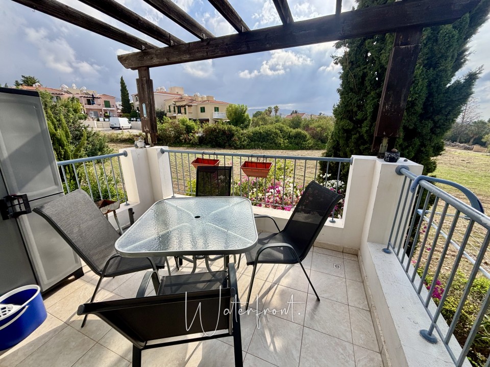Apartment For Sale  in  Peyia