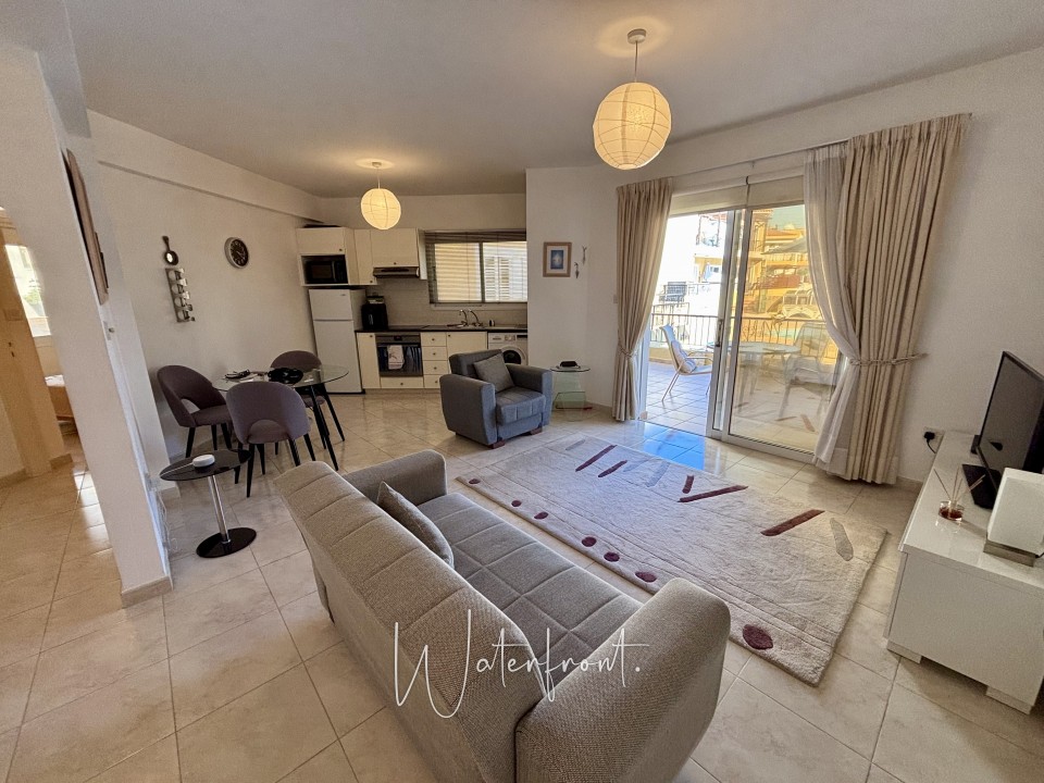Apartment For Sale  in  Universal