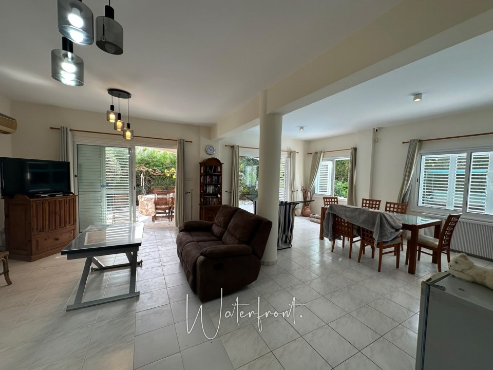 Detached Villa For Sale  in  Acheleia