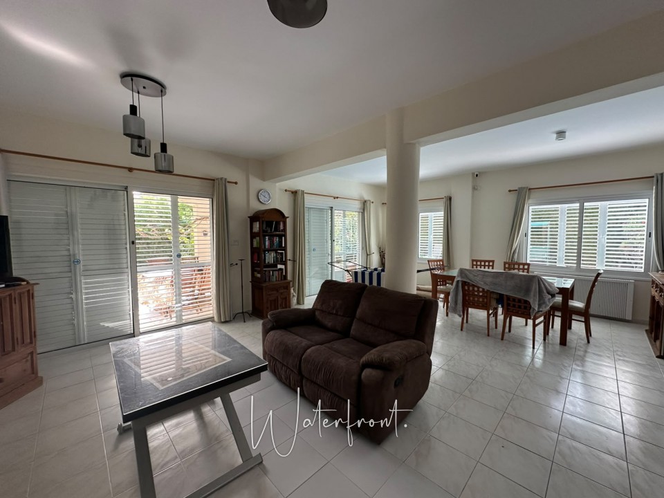 Detached Villa For Sale  in  Acheleia
