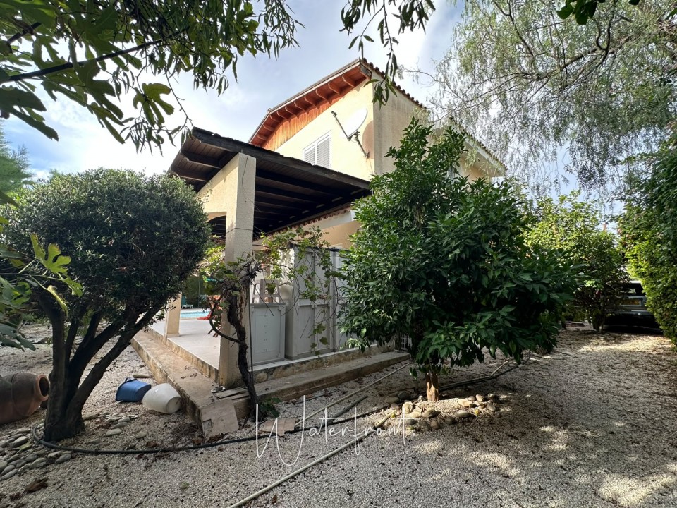 Detached Villa For Sale  in  Acheleia