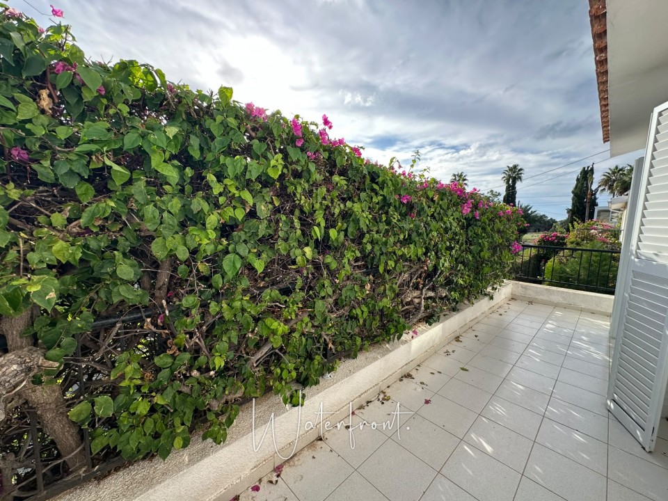 Detached Villa For Sale  in  Acheleia