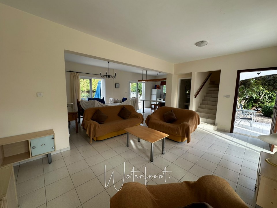 Detached Villa For Sale  in  Acheleia