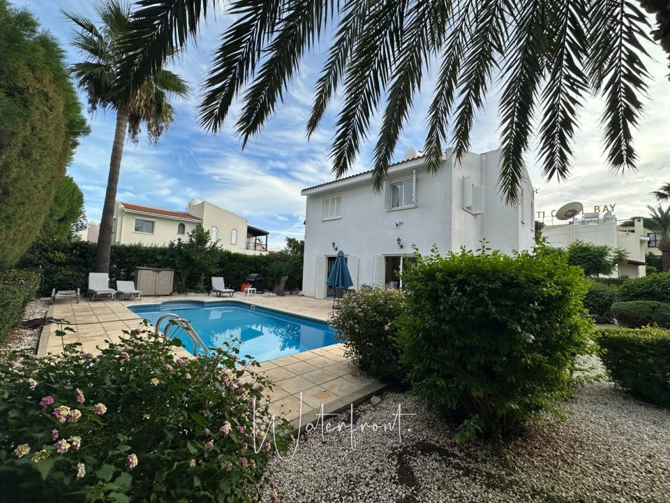 Detached Villa For Sale  in  Acheleia