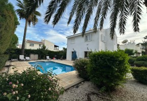 Detached Villa For Sale  in  Acheleia