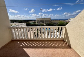 Town House For Sale  in  Peyia