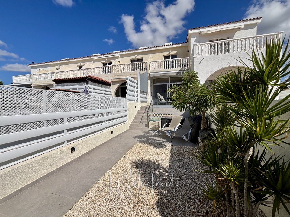 Town House For Sale  in  Peyia