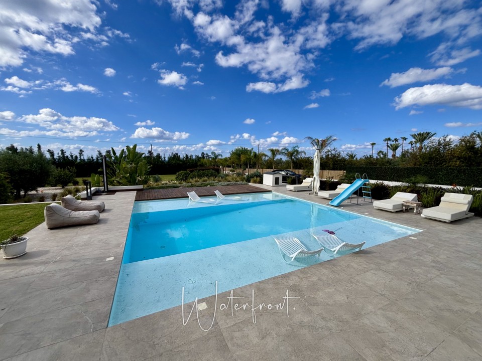 Detached Villa For Sale  in  Peyia