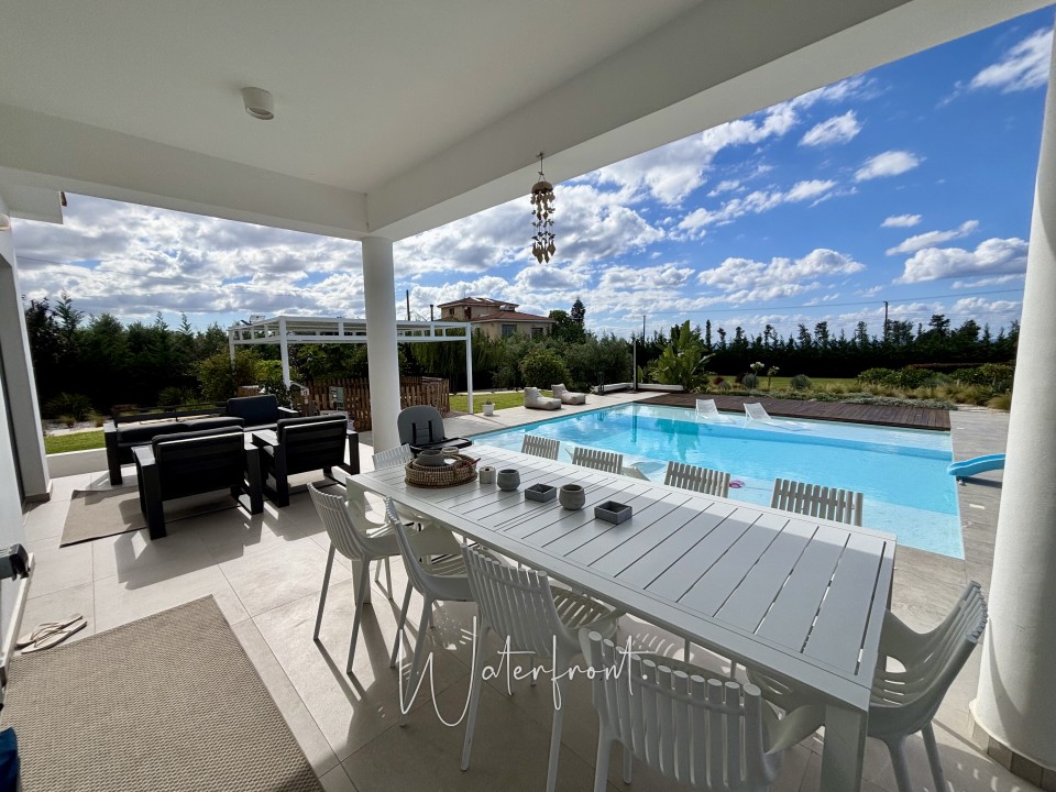 Detached Villa For Sale  in  Peyia
