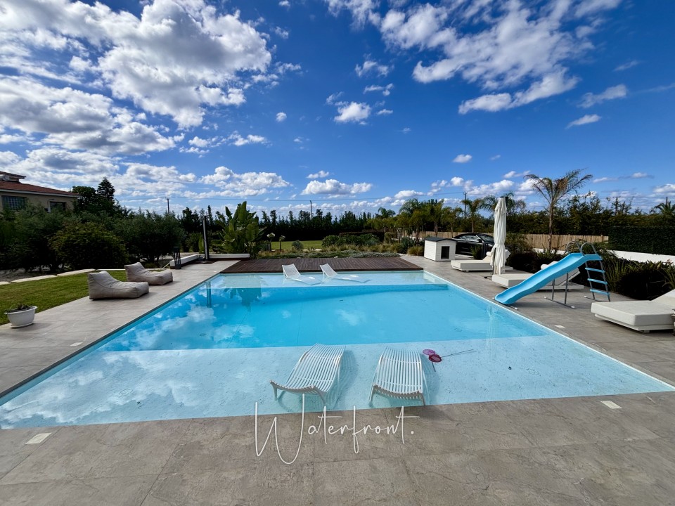 Detached Villa For Sale  in  Peyia
